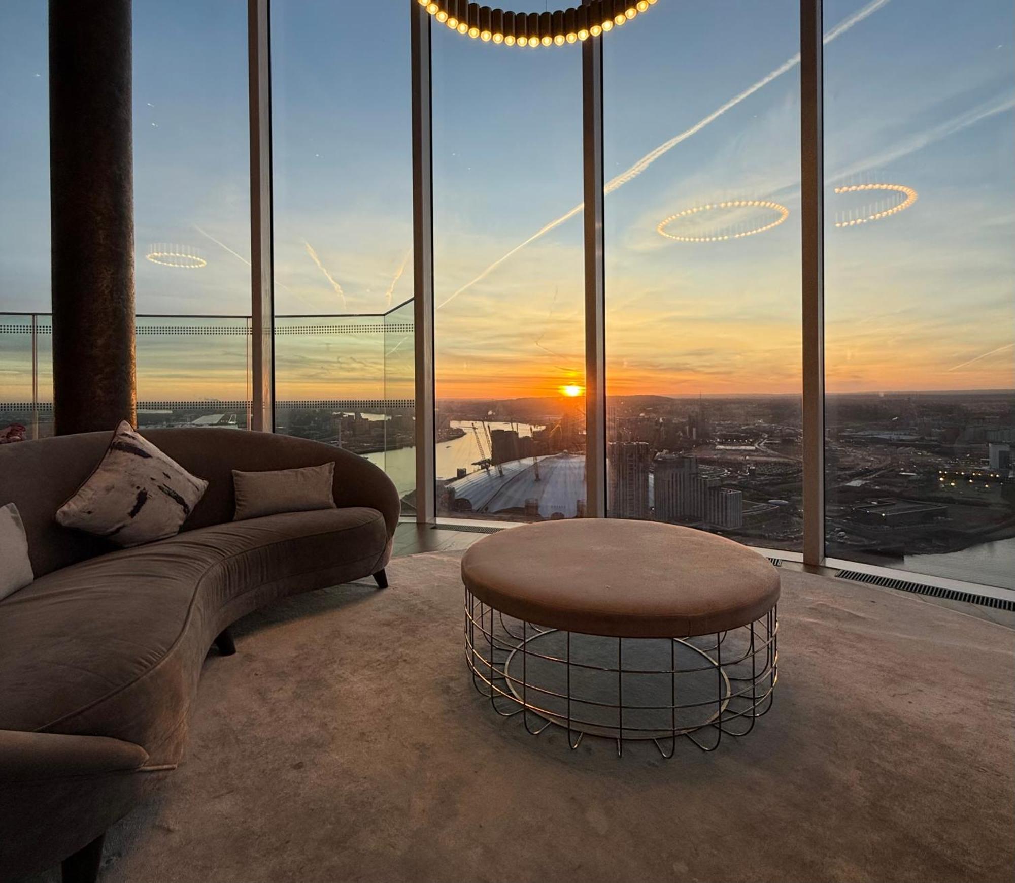 Luxury Modern 2 Bed Flat With Balcony And City View - Canary Wharf City Center London Exterior foto