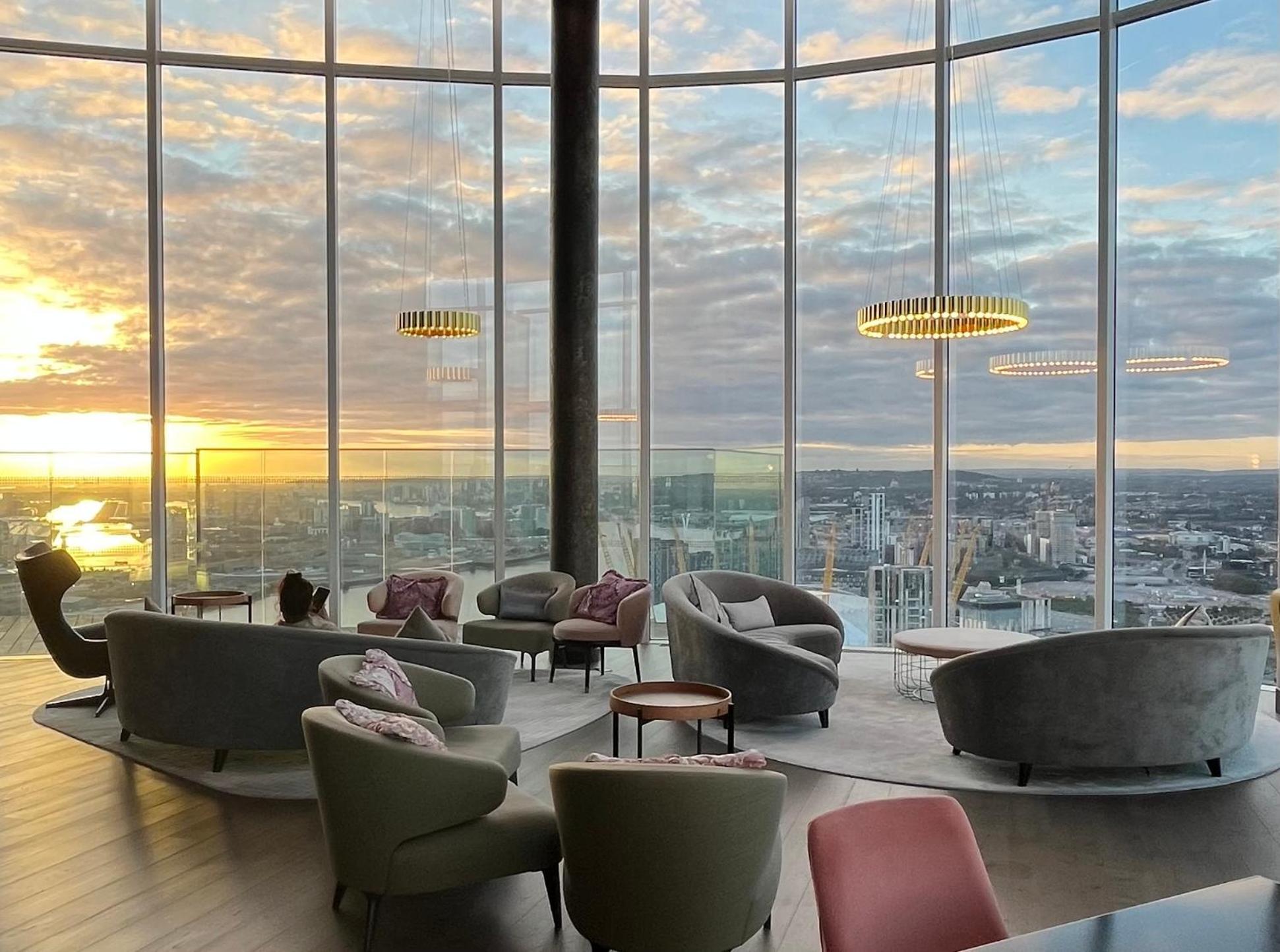 Luxury Modern 2 Bed Flat With Balcony And City View - Canary Wharf City Center London Exterior foto